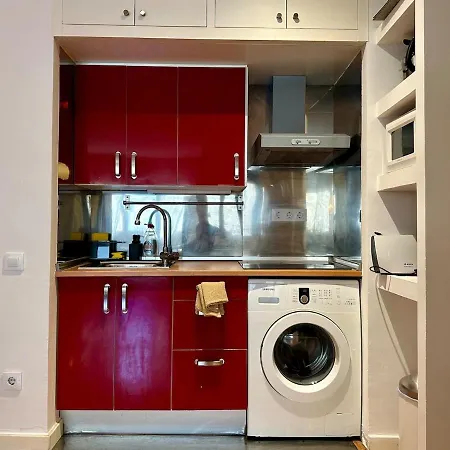 Spacious 1 Bedroom In Bonanova バルセロナ